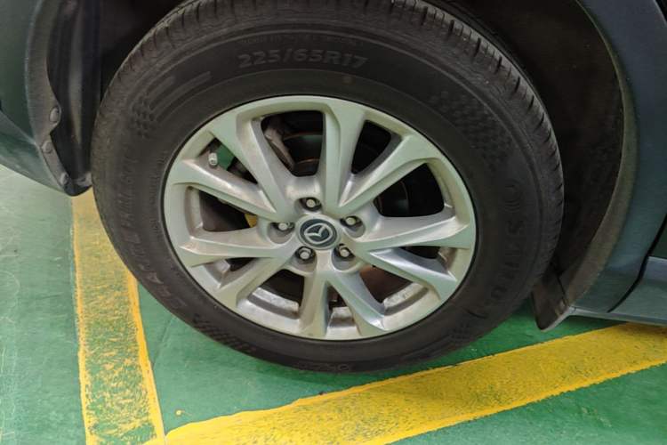 Used Mazda CX-4 2018 2.0L Automatic Two-Wheel Drive Blue Sky Dynamic Version China V Standard Right Rear Wheel Hub
