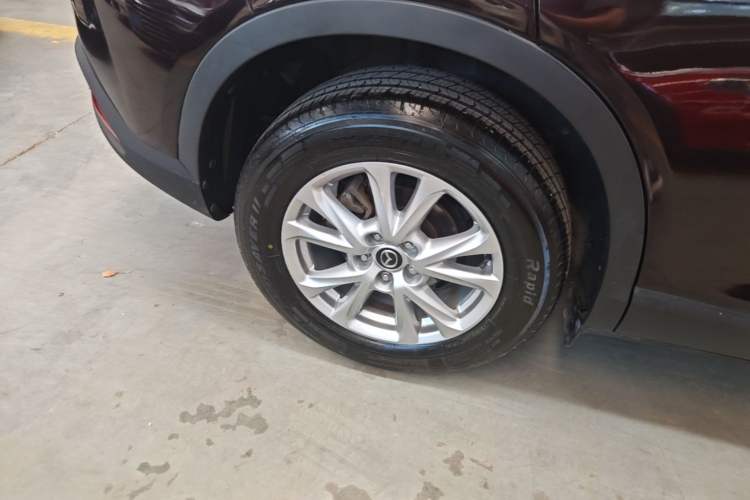 Used Mazda CX-4 2018 2.0L Automatic Two-Wheel Drive Blue Sky Dynamic Version China V Standard Right Rear Wheel Hub