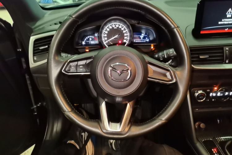 Used Mazda CX-4 2018 2.0L Automatic 2WD Blue Sky Exploration Edition China VI Standard Steering Wheel
