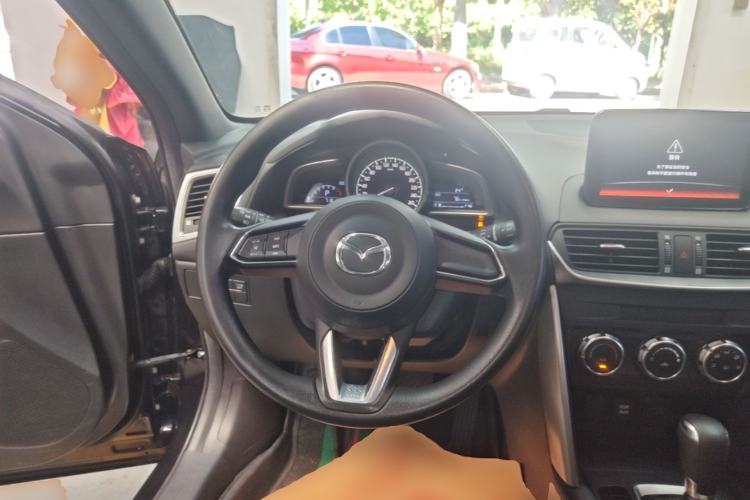 Used Mazda CX-4 2018 2.0L Automatic Two-Wheel Drive Blue Sky Dynamic Version China V Standard Steering Wheel