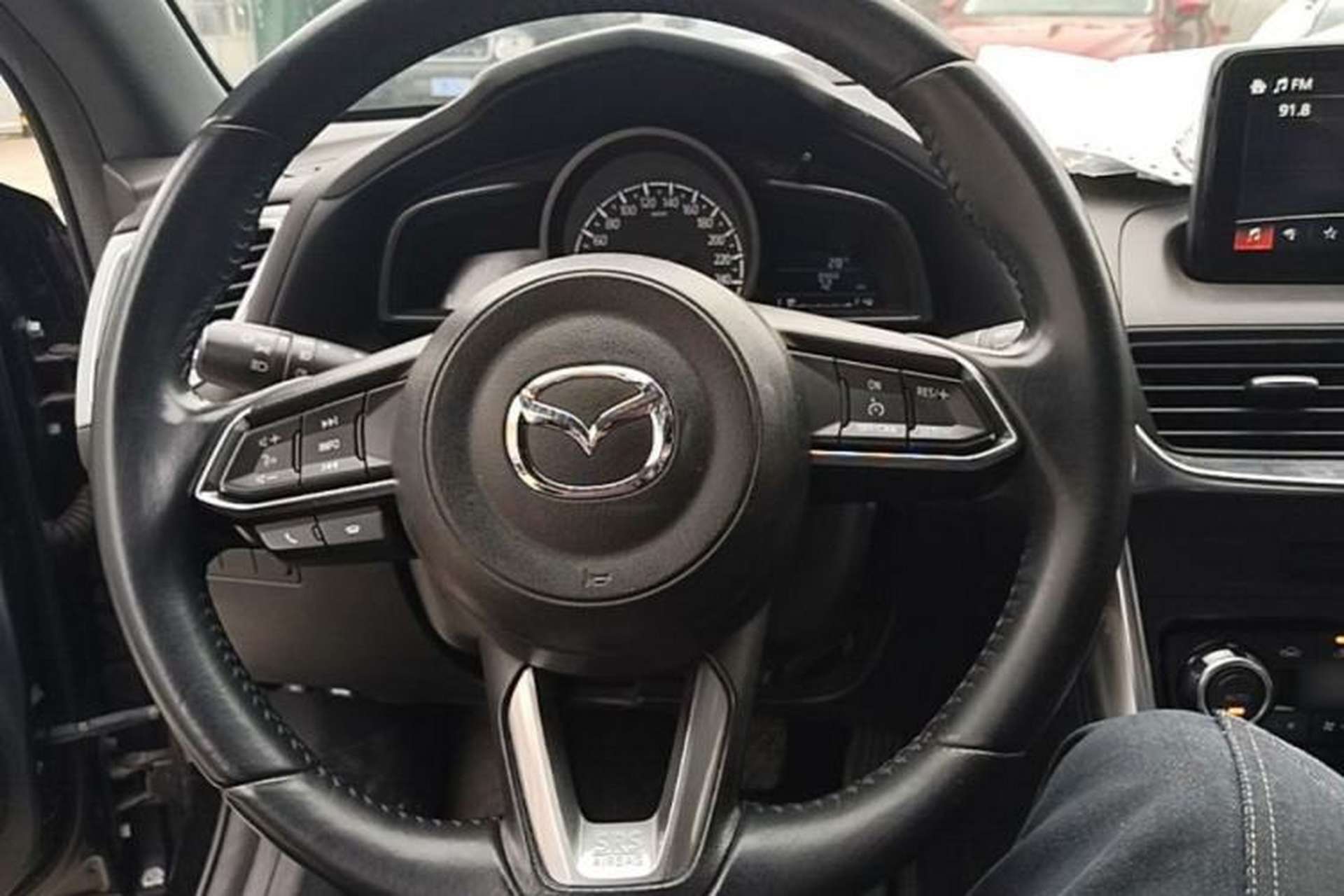Used Mazda CX-4 2018 2.0L Automatic Two-Wheel Drive Blue Sky Luxury Edition Steering Wheel