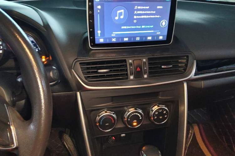 Used Mazda CX-4 2018 2.0L Automatic Two-Wheel Drive Blue Sky Dynamic Version China VI Standard Audio And AC Panel