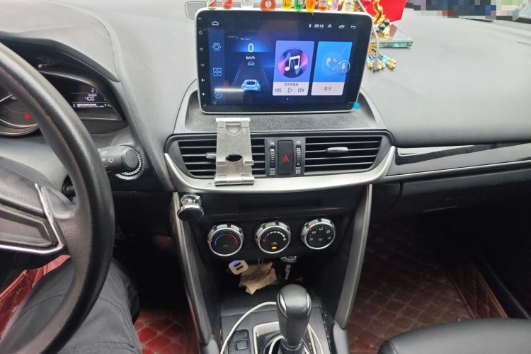 Used Mazda CX-4 2018 2.0L Automatic Two-Wheel Drive Blue Sky Dynamic Version China V Standard Audio And AC Panel