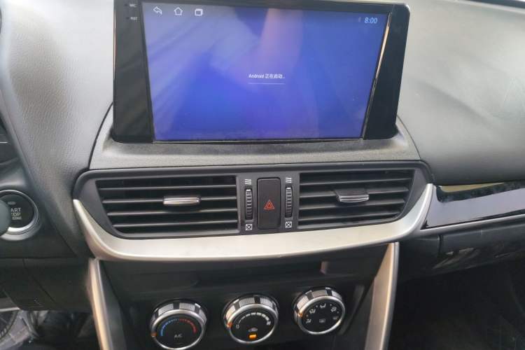 Used Mazda CX-4 2018 2.0L Automatic Two-Wheel Drive Blue Sky Dynamic Version China V Standard Audio And AC Panel