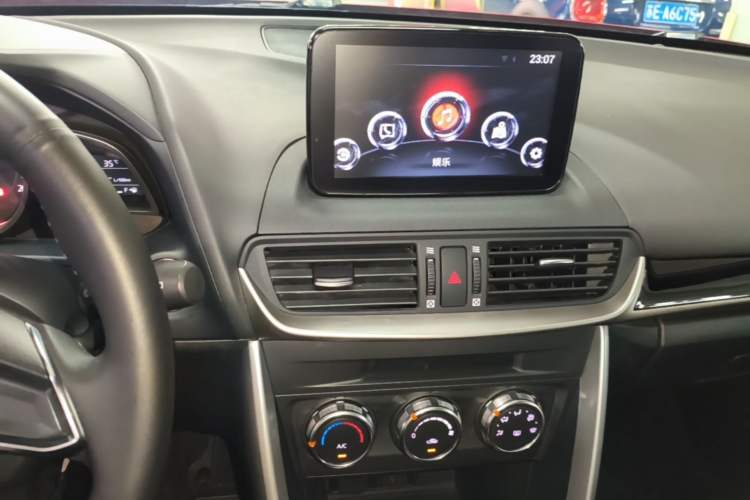 Used Mazda CX-4 2018 2.0L Automatic Two-Wheel Drive Blue Sky Dynamic Version China V Standard Audio And AC Panel