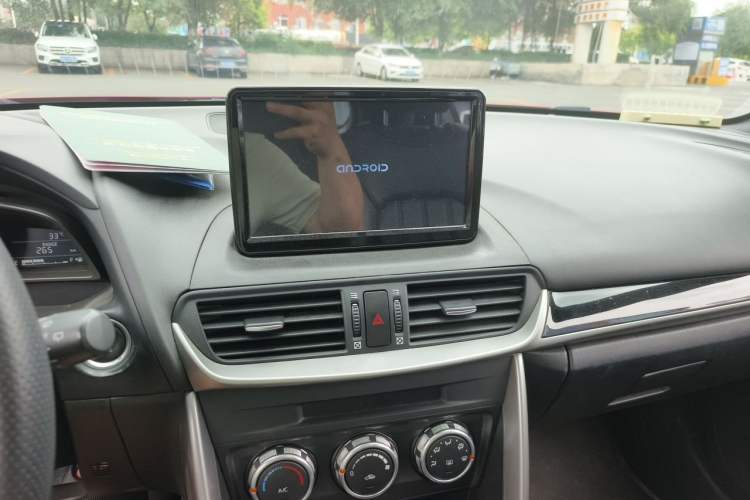 Used Mazda CX-4 2018 2.0L Automatic Two-Wheel Drive Blue Sky Dynamic Version China V Standard Audio And AC Panel