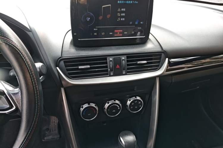 Used Mazda CX-4 2018 2.0L Automatic Two-Wheel Drive Blue Sky Dynamic Version China V Standard Audio And AC Panel