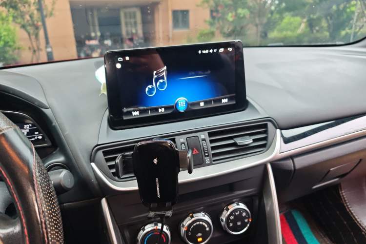 Used Mazda CX-4 2018 2.0L Automatic Two-Wheel Drive Blue Sky Dynamic Version China V Standard Audio And AC Panel