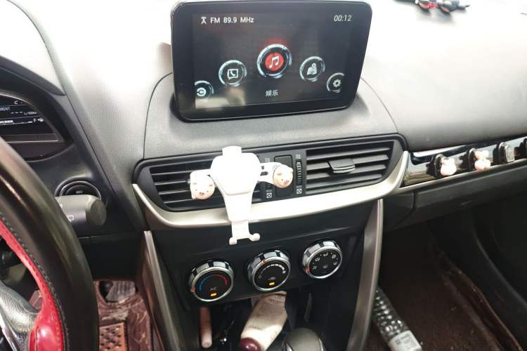 Used Mazda CX-4 2018 2.0L Automatic Two-Wheel Drive Blue Sky Dynamic Version China VI Standard Audio And AC Panel