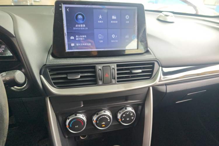 Used Mazda CX-4 2018 2.0L Automatic Two-Wheel Drive Blue Sky Dynamic Version China VI Standard Audio And AC Panel
