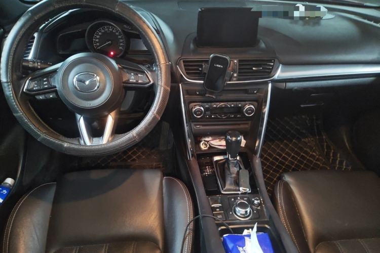 Used Mazda CX-4 2018 2.5L Automatic 4x4 Sky Blue Passion Tech Limited Edition Center Console
