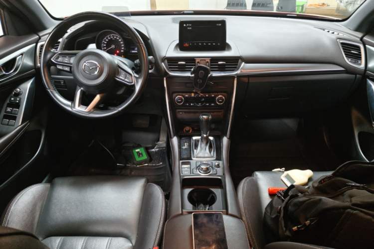 Used Mazda CX-4 2018 2.0L Automatic Two-Wheel Drive Blue Sky Premium Tech Limited Edition Center Console