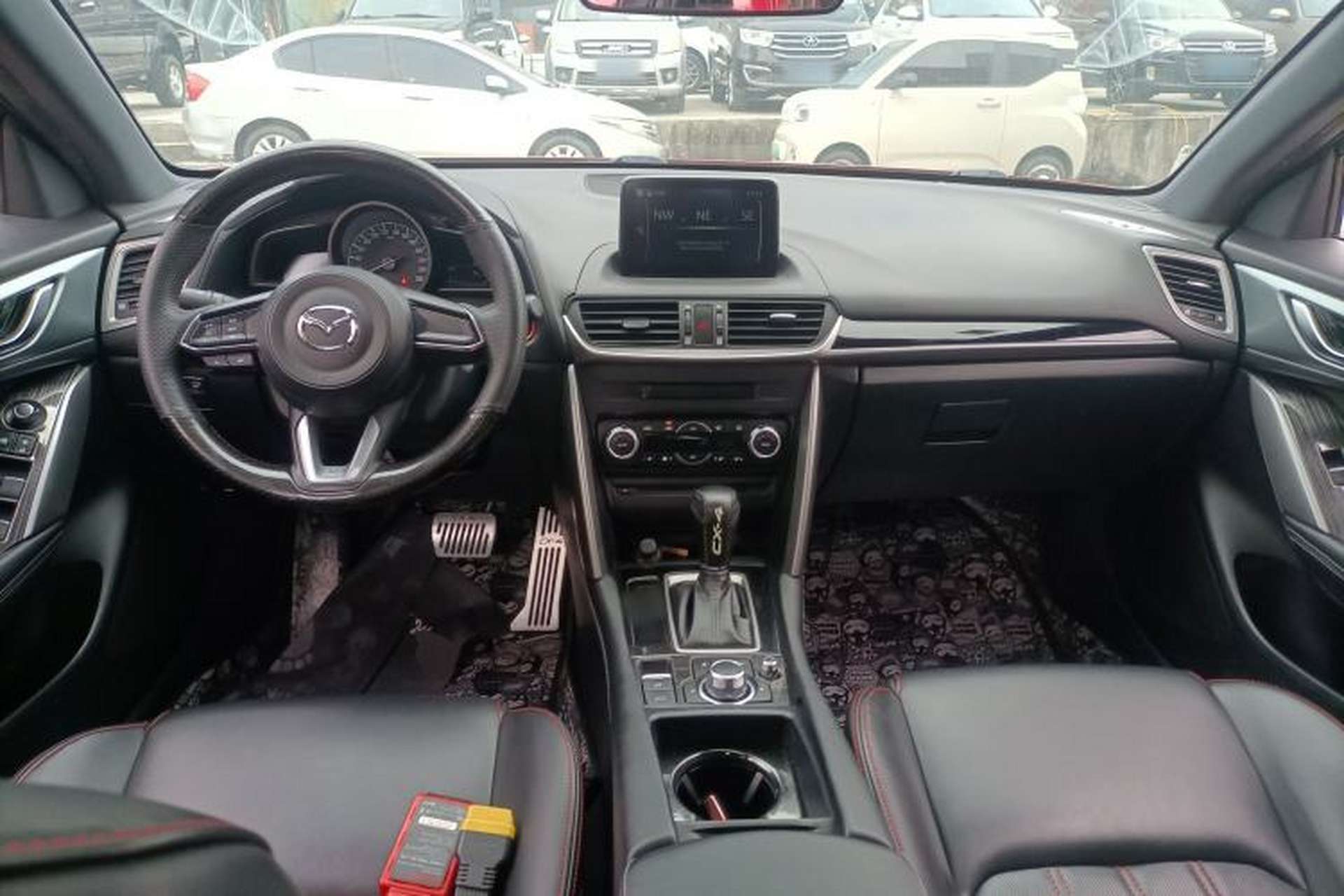 Used Mazda CX-4 2018 2.0L Automatic Two-Wheel Drive Blue Sky Exploration Version China V Standard Center Console