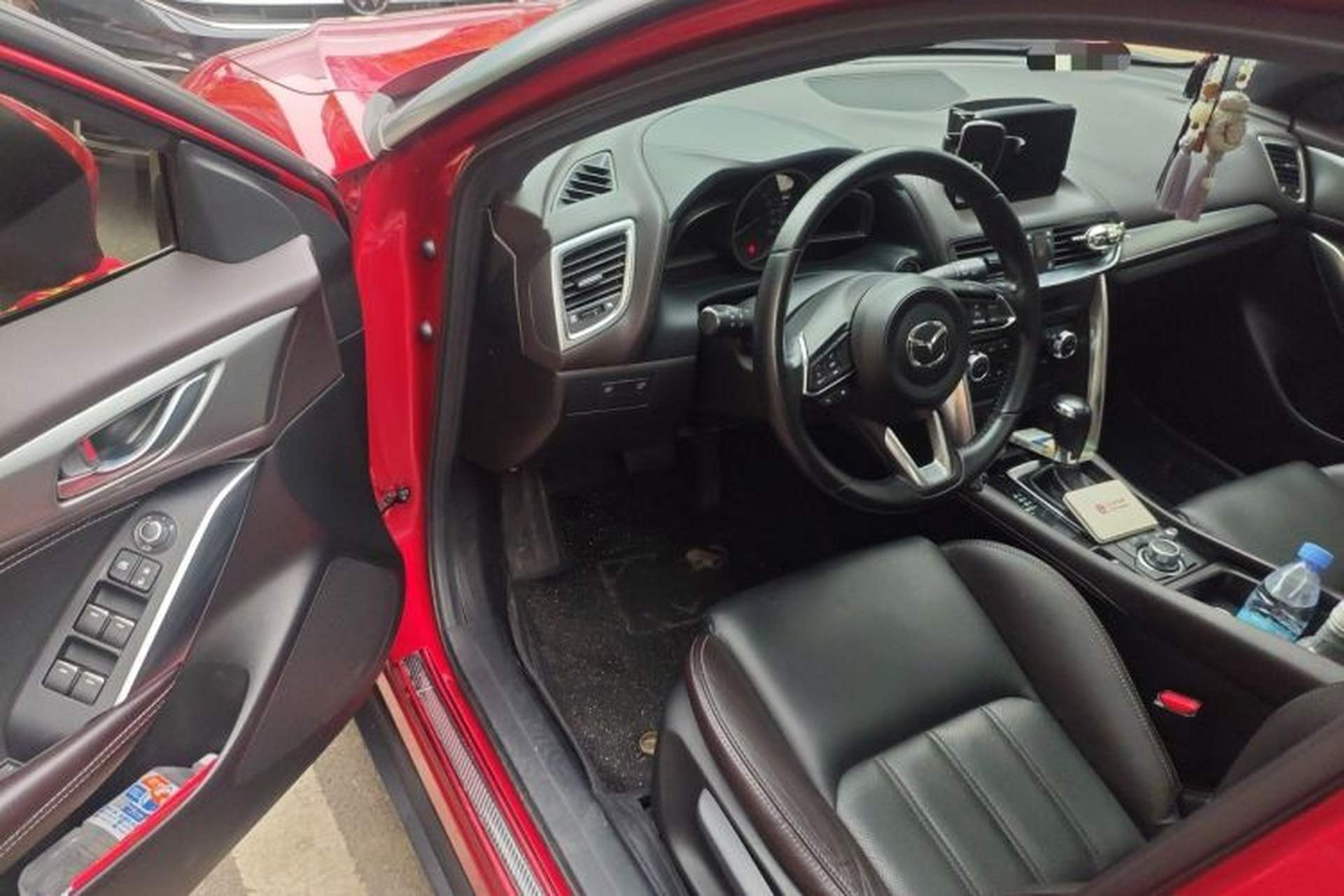 Used Mazda CX-4 2018 2.0L Automatic Two-Wheel Drive Blue Sky Premium Upgrade Version China VI Standard Driver Seat