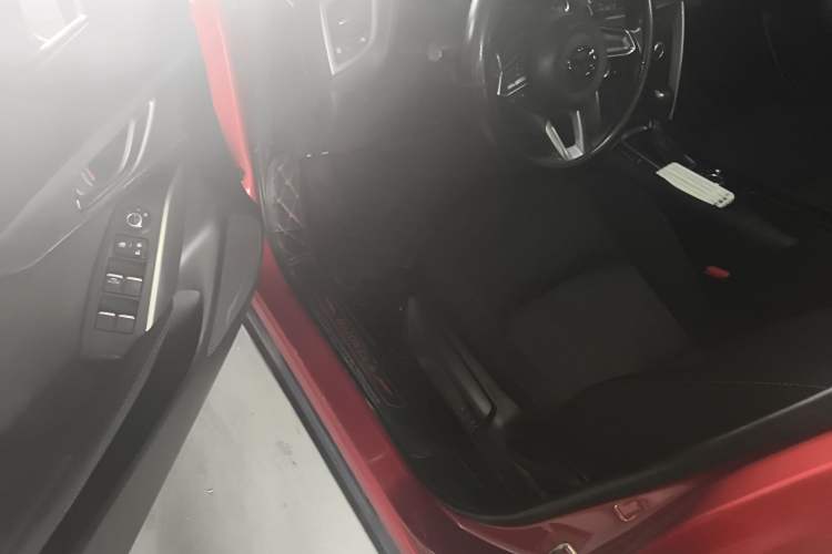 Used Mazda CX-4 2018 2.0L Automatic Two-Wheel Drive Blue Sky Exploration Version China V Standard Driver Seat