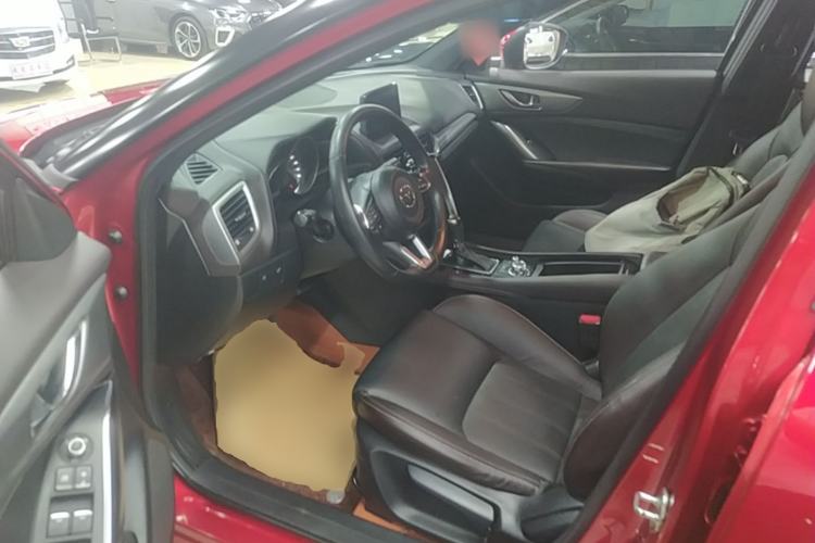 Used Mazda CX-4 2018 2.0L Automatic Two-Wheel Drive Blue Sky Premium Upgrade Version China VI Standard Driver Seat