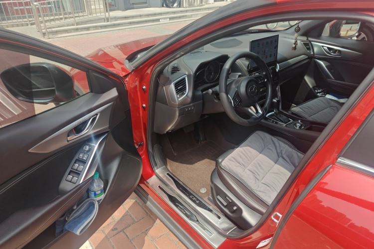 Used Mazda CX-4 2018 2.0L Automatic Two-Wheel Drive Blue Sky Leading Edition China V Standard Driver Seat