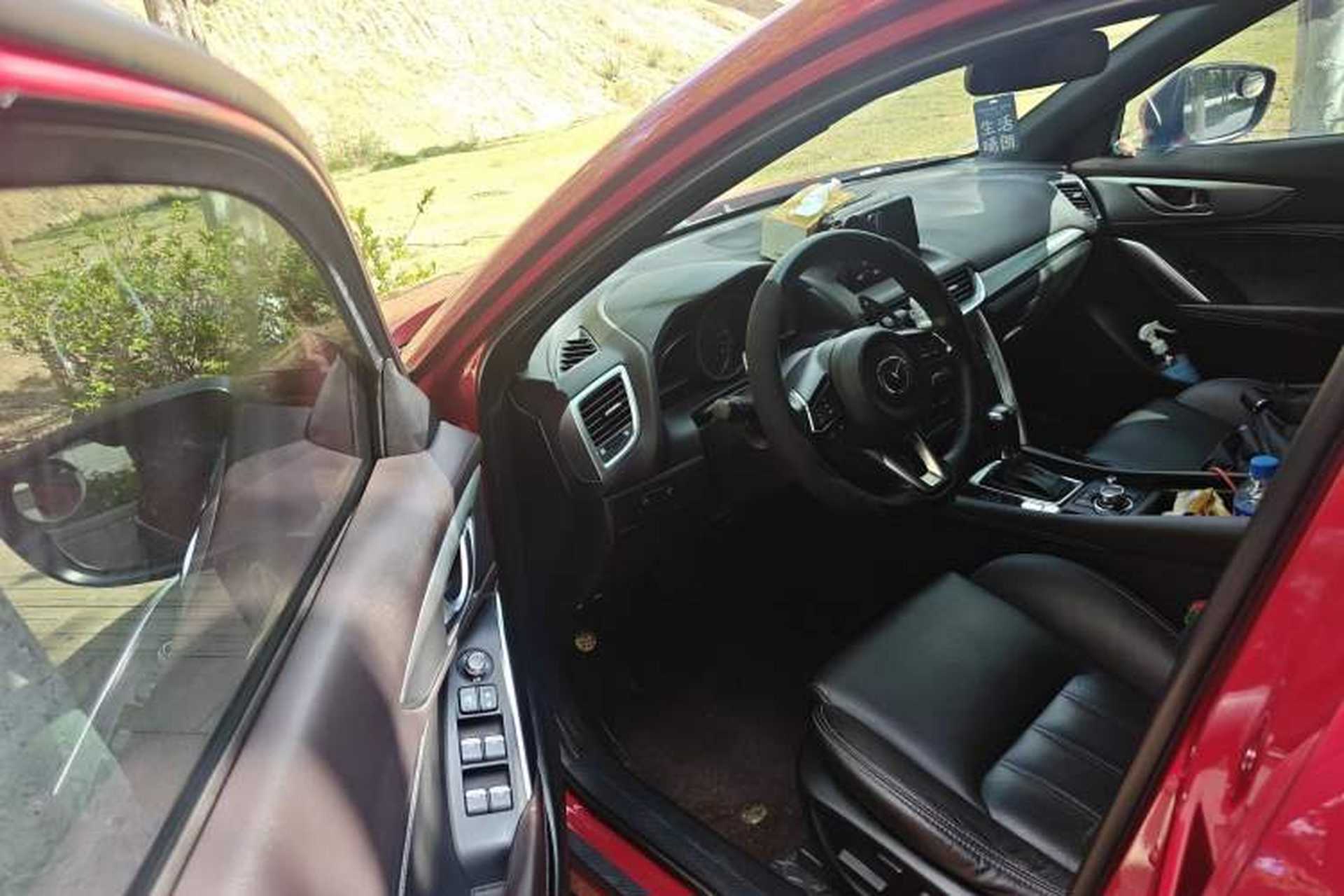Used Mazda CX-4 2018 2.5L Automatic 4x4 Sky Passion Edition China VI Standard Driver Seat