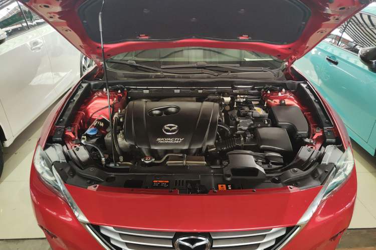 Used Mazda CX-4 2018 2.0L Automatic Two-Wheel Drive Blue Sky Luxury Edition Engine Bay