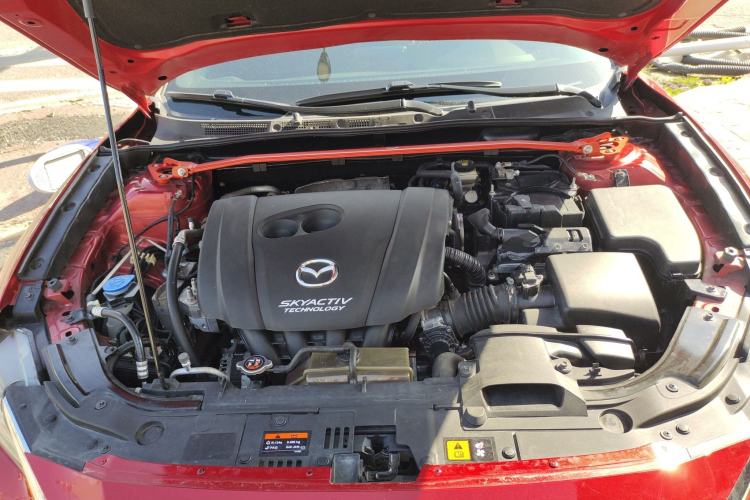 Used Mazda CX-4 2018 2.0L Automatic Two-Wheel Drive Blue Sky Exploration Version China V Standard Engine Bay