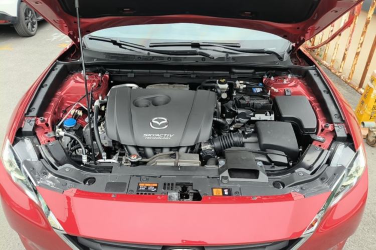 Used Mazda CX-4 2018 2.0L Automatic Two-Wheel Drive Blue Sky Dynamic Version China V Standard Engine Bay