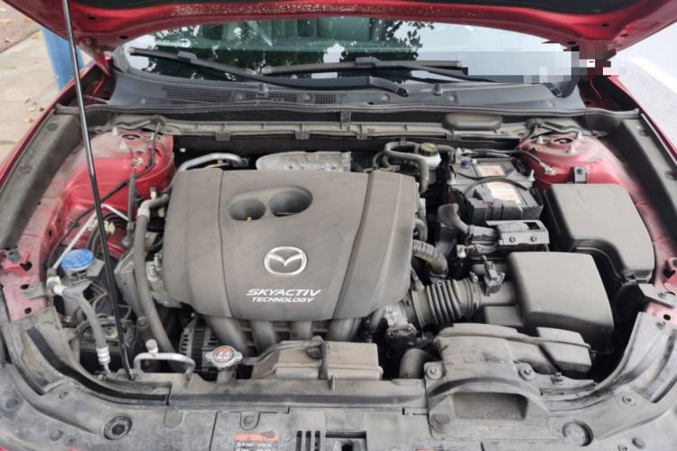 Used Mazda CX-4 2018 2.0L Automatic Two-Wheel Drive Blue Sky Leading Edition China V Standard Engine Bay