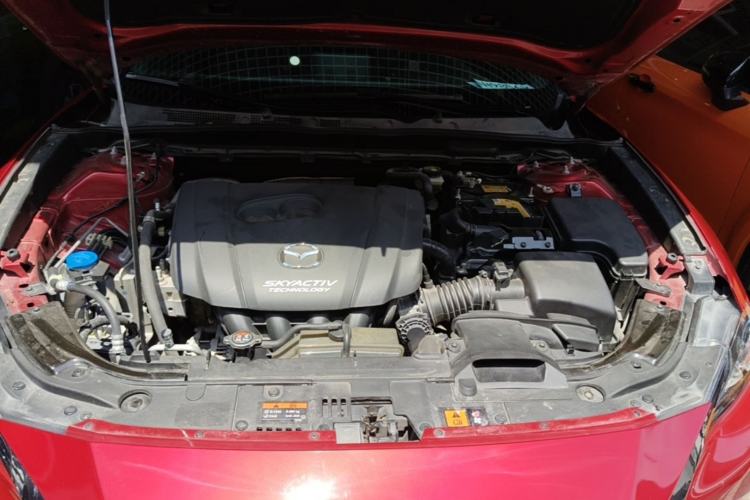 Used Mazda CX-4 2018 2.0L Automatic Two-Wheel Drive Blue Sky Dynamic Version China V Standard Engine Bay
