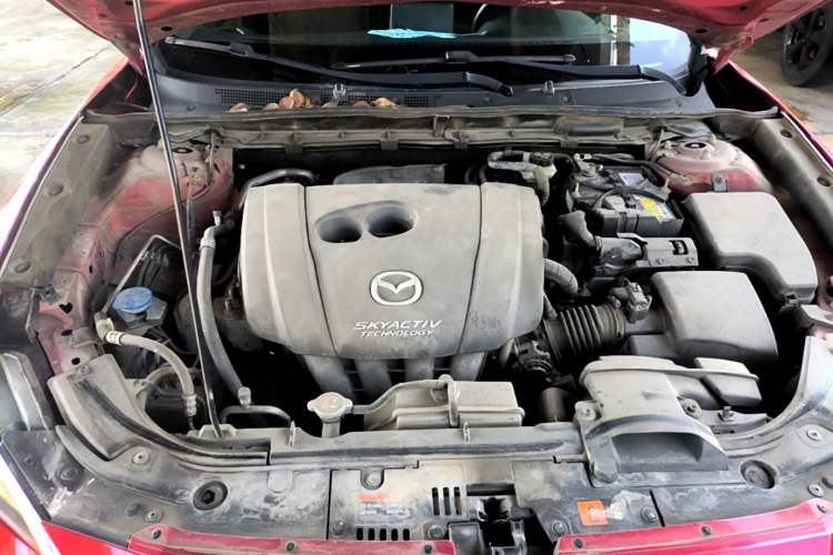 Used Mazda CX-4 2018 2.0L Automatic Two-Wheel Drive Blue Sky Exploration Version China V Standard Engine Bay