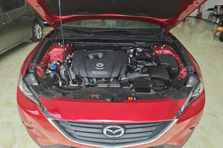 Used Mazda CX-4 2018 2.0L Automatic Two-Wheel Drive Blue Sky Dynamic Version China V Standard Engine Bay