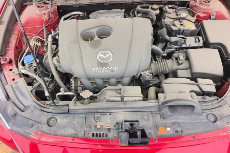 Used Mazda CX-4 2018 2.0L Automatic Two-Wheel Drive Blue Sky Dynamic Version China V Standard Engine Bay