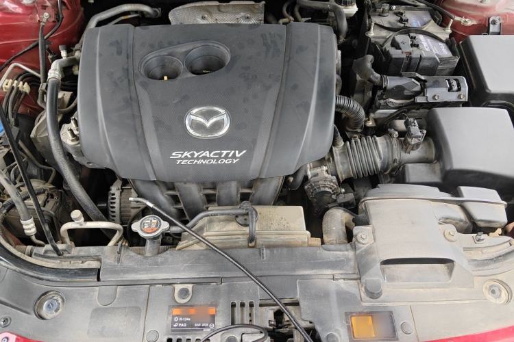 Used Mazda CX-4 2018 2.0L Automatic Two-Wheel Drive Blue Sky Dynamic Version China V Standard Engine Bay
