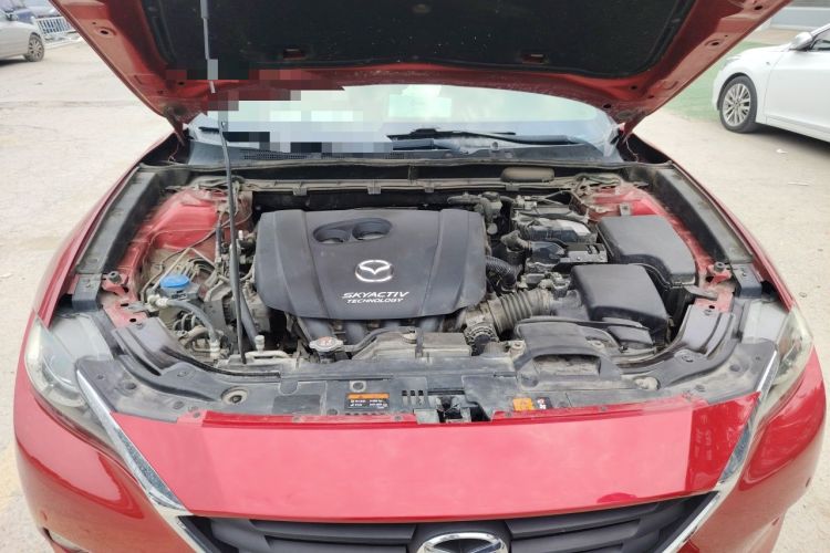 Used Mazda CX-4 2018 2.0L Automatic Two-Wheel Drive Blue Sky Exploration Version China V Standard Engine Bay