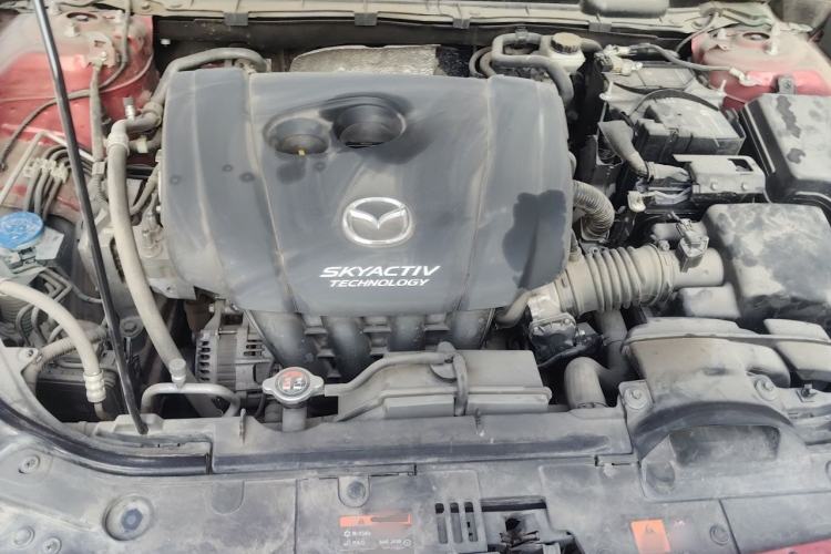 Used Mazda CX-4 2018 2.0L Automatic Two-Wheel Drive Blue Sky Dynamic Version China VI Standard Engine Bay