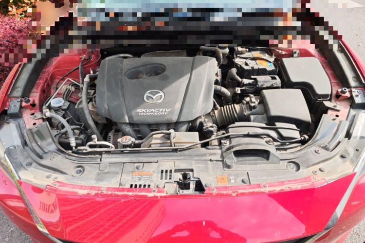 Used Mazda CX-4 2018 2.0L Automatic Two-Wheel Drive Blue Sky Dynamic Version China VI Standard Engine Bay