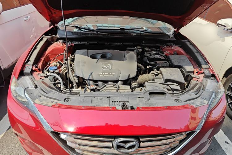 Used Mazda CX-4 2018 2.0L Automatic Two-Wheel Drive Blue Sky Dynamic Version China VI Standard Engine Bay