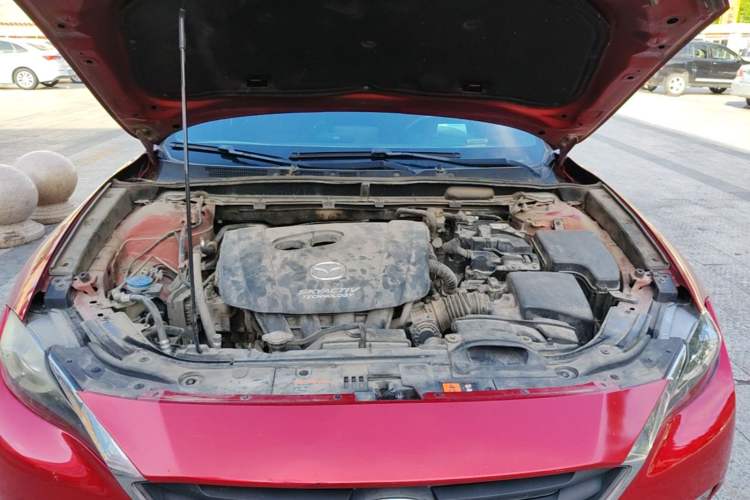 Used Mazda CX-4 2018 2.0L Automatic Two-Wheel Drive Blue Sky Exploration Version China V Standard Engine Bay