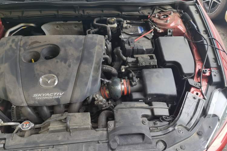 Used Mazda CX-4 2018 2.5L Automatic 4x4 Sky Passion Edition China VI Standard Engine Bay Left
