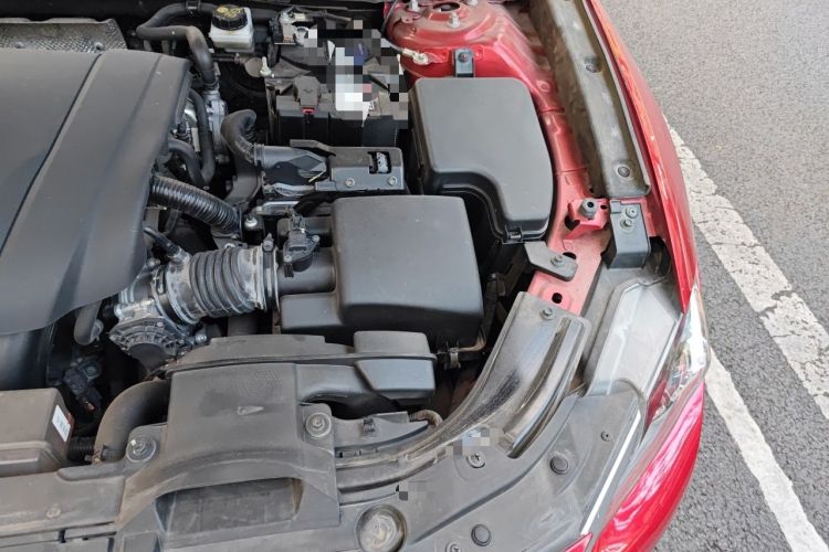 Used Mazda CX-4 2018 2.0L Automatic Two-Wheel Drive Blue Sky Dynamic Version China V Standard Engine Bay Left