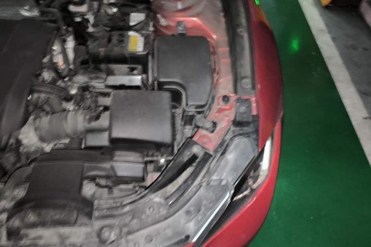 Used Mazda CX-4 2018 2.0L Automatic 2WD Blue Sky Exploration Edition China VI Standard Engine Bay Left