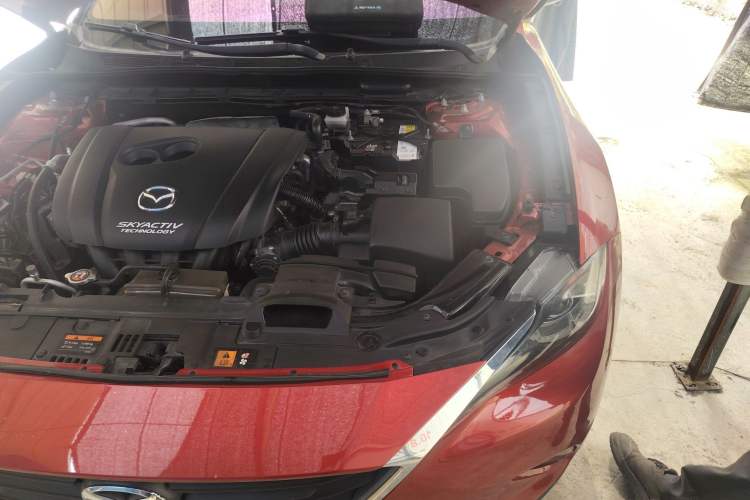 Used Mazda CX-4 2018 2.0L Automatic Two-Wheel Drive Blue Sky Exploration Version China V Standard Engine Bay Left
