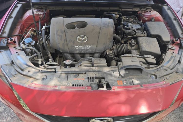 Used Mazda CX-4 2018 2.0L Automatic Two-Wheel Drive Blue Sky Dynamic Version China V Standard Engine Bay
