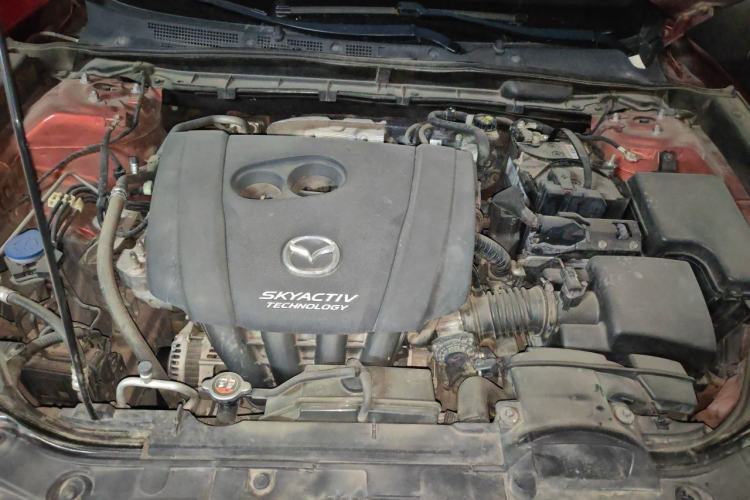 Used Mazda CX-4 2018 2.0L Automatic 2WD Blue Sky Exploration Edition China VI Standard Engine Bay