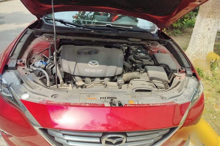 Used Mazda CX-4 2018 2.0L Automatic Two-Wheel Drive Blue Sky Premium Upgrade Version China V Standard Engine Bay