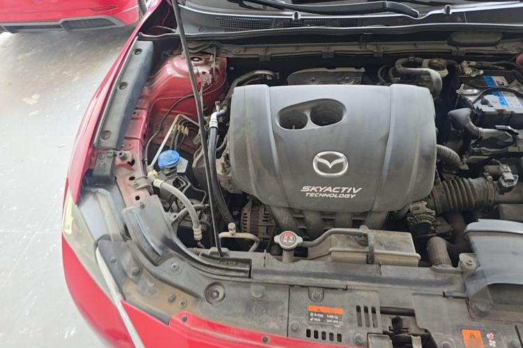 Used Mazda CX-4 2018 2.0L Automatic Two-Wheel Drive Blue Sky Exploration Version China V Standard Engine Bay Right
