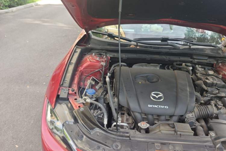 Used Mazda CX-4 2018 2.0L Automatic Two-Wheel Drive Blue Sky Luxury Edition Engine Bay Right