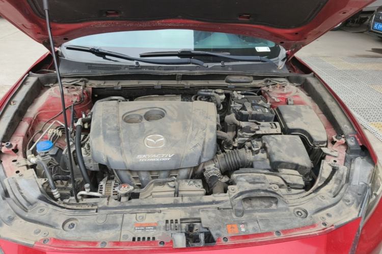 Used Mazda CX-4 2018 2.0L Automatic Two-Wheel Drive Blue Sky Dynamic Version China V Standard Engine Bay