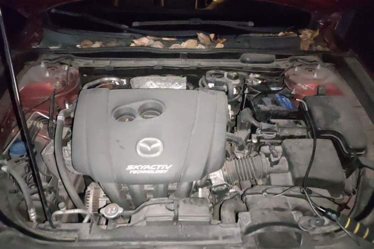 Used Mazda CX-4 2018 2.0L Automatic 2WD Blue Sky Exploration Edition China VI Standard Engine Bay