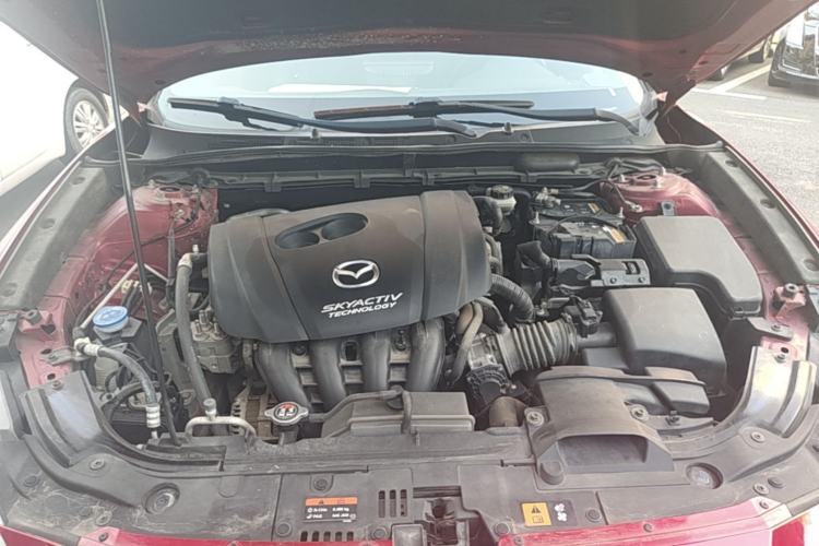 Used Mazda CX-4 2018 2.0L Automatic Two-Wheel Drive Blue Sky Dynamic Version China V Standard Engine Bay