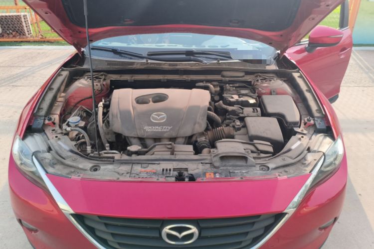 Used Mazda CX-4 2018 2.0L Automatic Two-Wheel Drive Blue Sky Exploration Version China V Standard Engine Bay