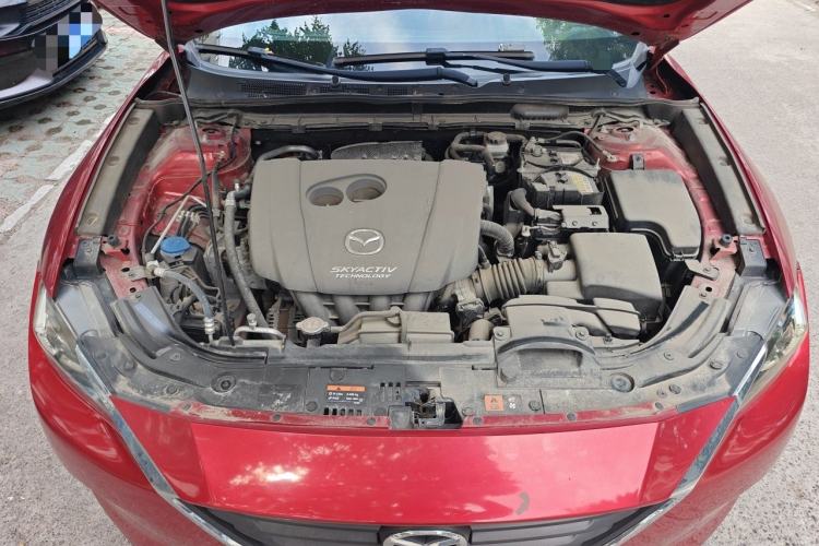 Used Mazda CX-4 2018 2.0L Automatic Two-Wheel Drive Blue Sky Dynamic Version China VI Standard Engine Bay